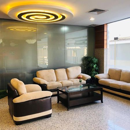 Zodiac Hotel Apartments Fahaheel Kuvait Kültér fotó