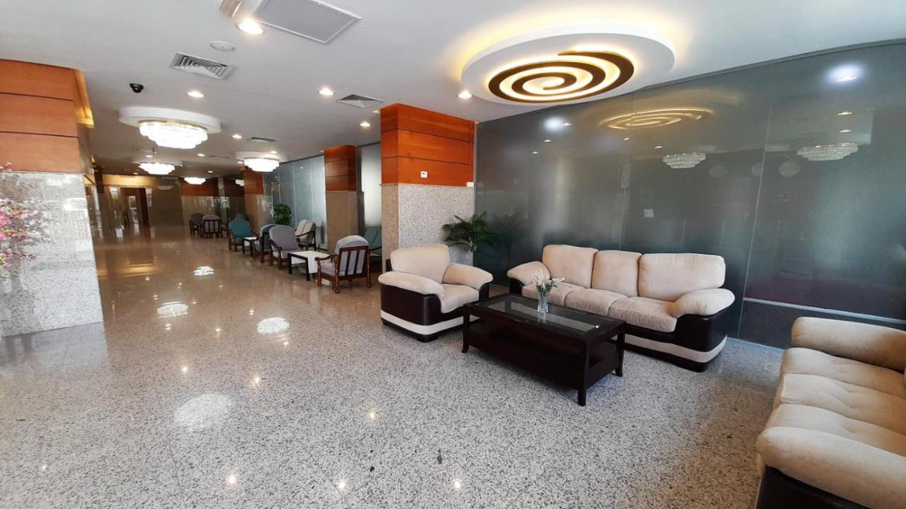 Zodiac Hotel Apartments Fahaheel Kuvait Kültér fotó