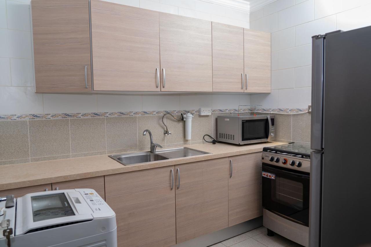 Zodiac Hotel Apartments Fahaheel Kuvait Kültér fotó